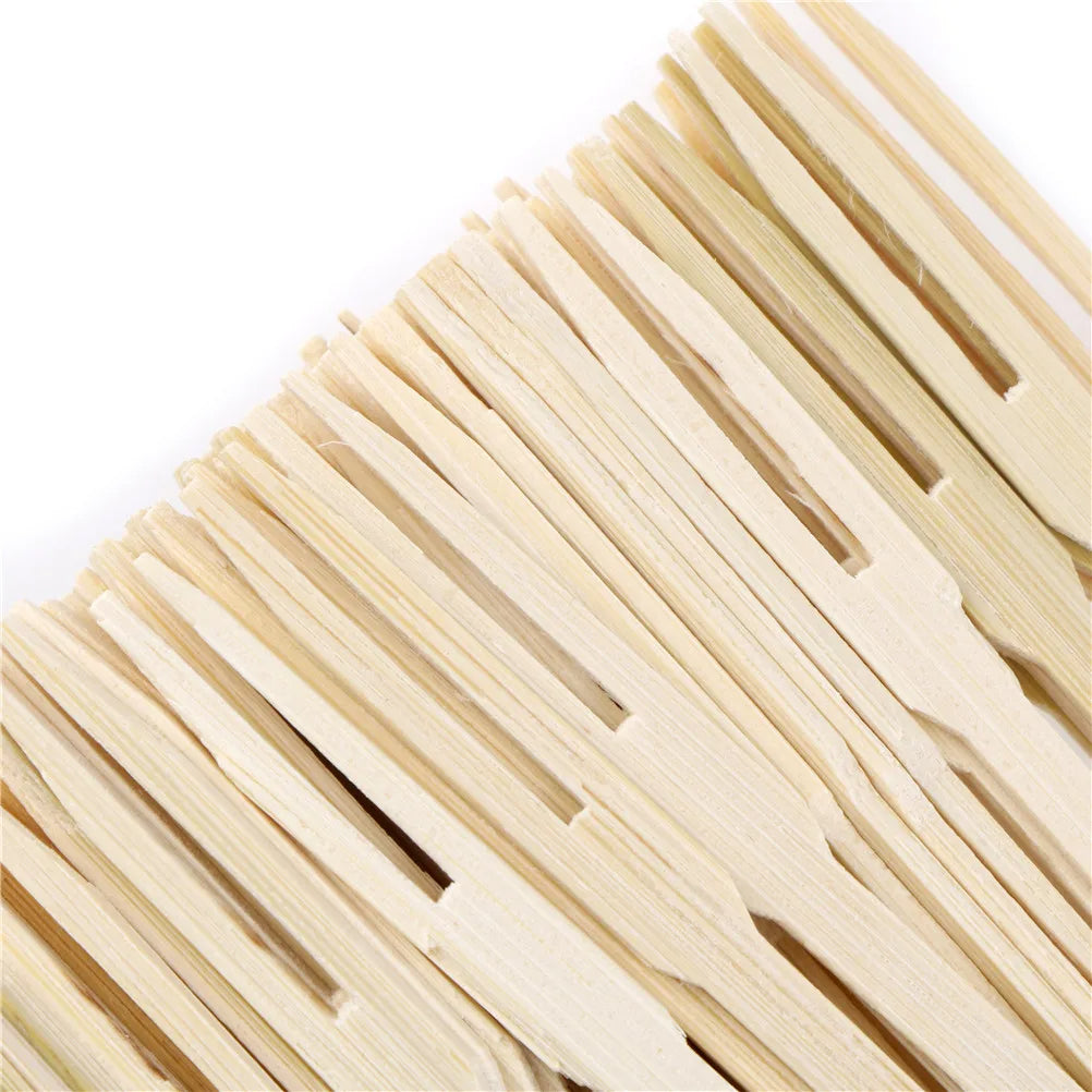Mini Bamboo Forks 3.5 inch, Cocktail Forks Appetizer Forks, Small Wood Forks for Fruit, Disposable Tiny Food Picks for Party，Charcuterie Supplies Accessories, Wooden Toothpicks Fork. 100 PCS