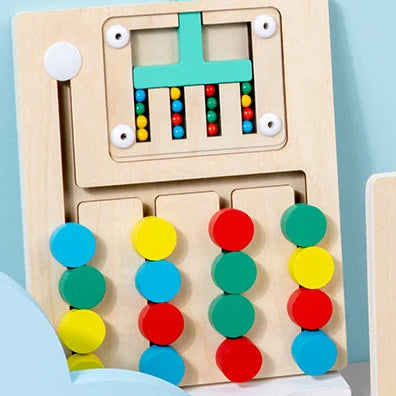 Four color walking double-sided game chess, children's logical thinking training, Montessori early education puzzle toys for you
